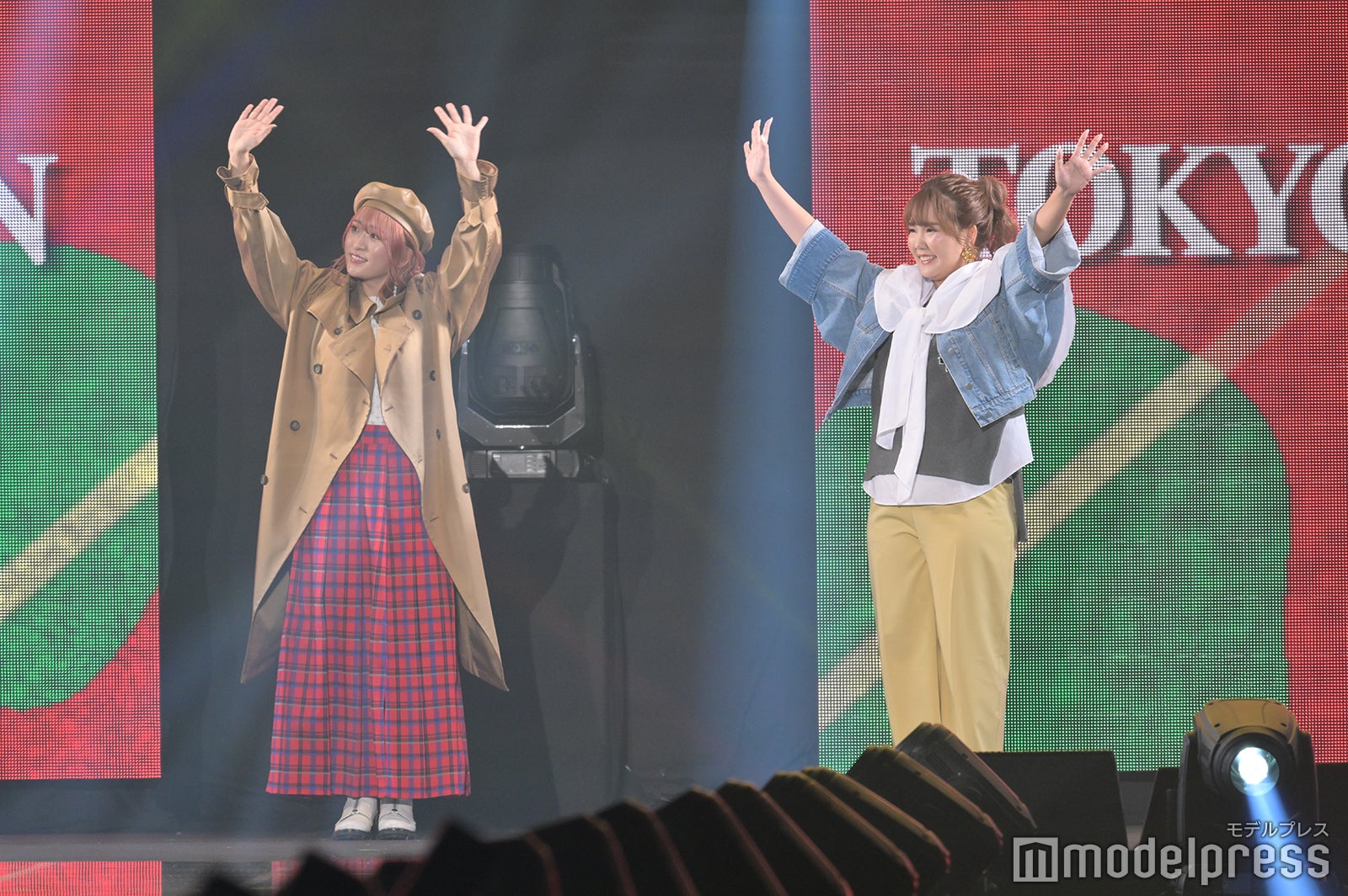 （C）モデルプレス