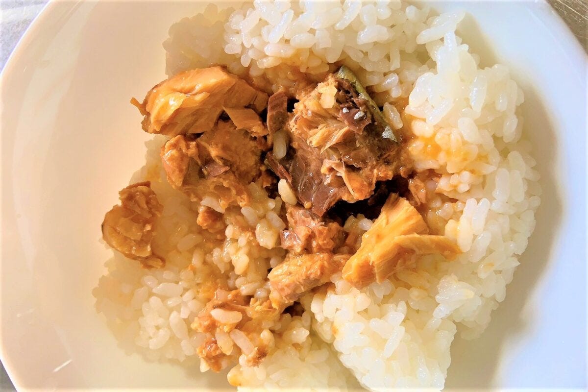 サバ味噌煮おにぎり