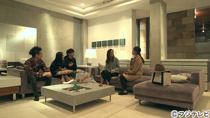 ついに新メンバーありさが加入『TERRACE HOUSE BOYS & GIRLS IN THE CITY』10th WEEK(C)フジテレビ/イースト・エンタテインメント