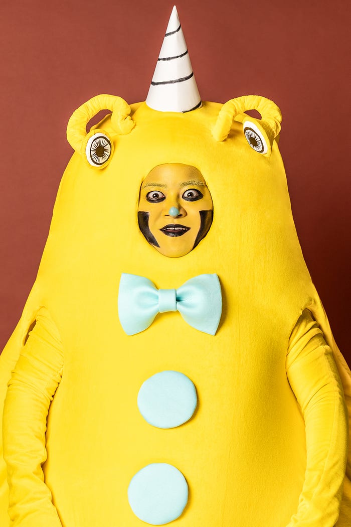 (C)増田こうすけ/集英社 (C)「復刻 舞台 増田こうすけ劇場 ギャグマンガ日和 ~奥の細道 地獄のランウェイ編~」 製作委員会