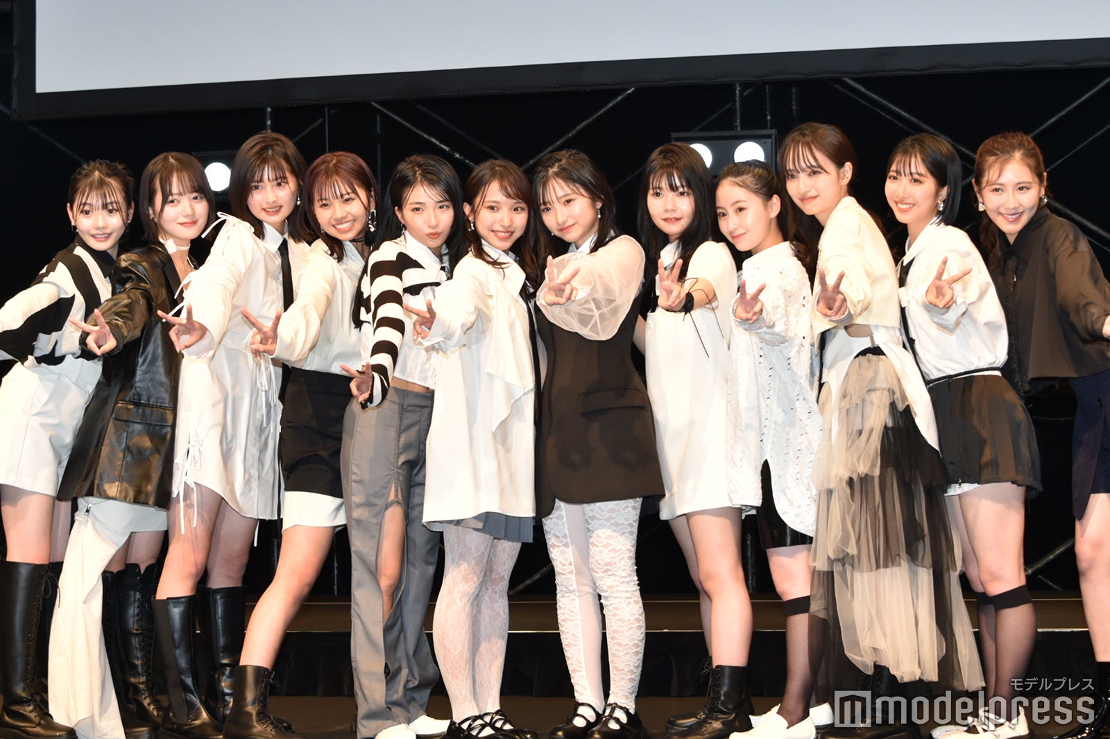 秋元康氏の新アイドルプロジェクトから誕生「WHITE　SCORPION」海外進出に意気込み 西野未姫が徹底アドバイス ＜IDOL3.0 PROJECT＞