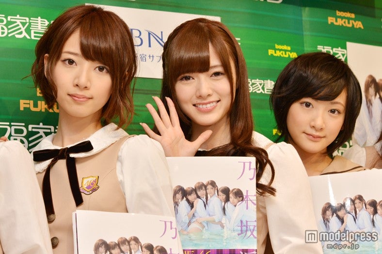 左から：橋本奈々未、白石麻衣、生駒里奈