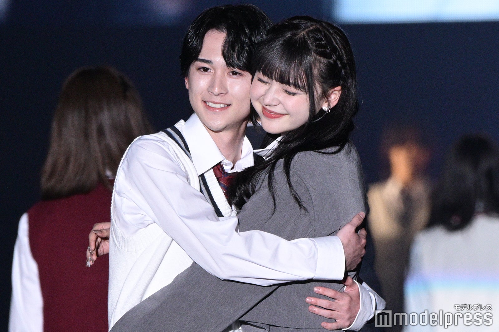 阿部創馬、夏川メガン（C）モデルプレス