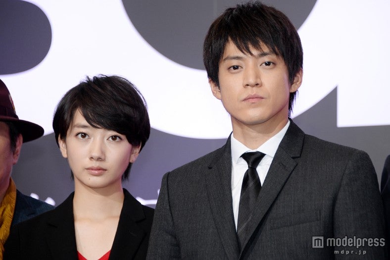 画像1/10) 小栗旬、モデル波瑠の素顔を明かす「夜10時を過ぎると