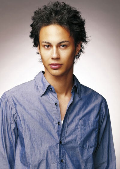 ユージ（C）LesPros entertainment.Co.,Ltd.