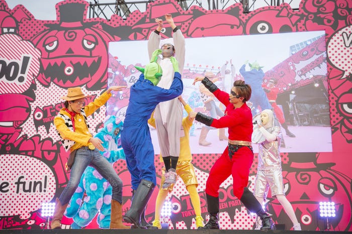 超特急(Photo:米山三郎 画像提供:SDR)