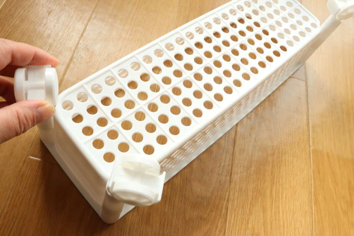 ダイソー　組み立て式ラック　4段　組み立て方