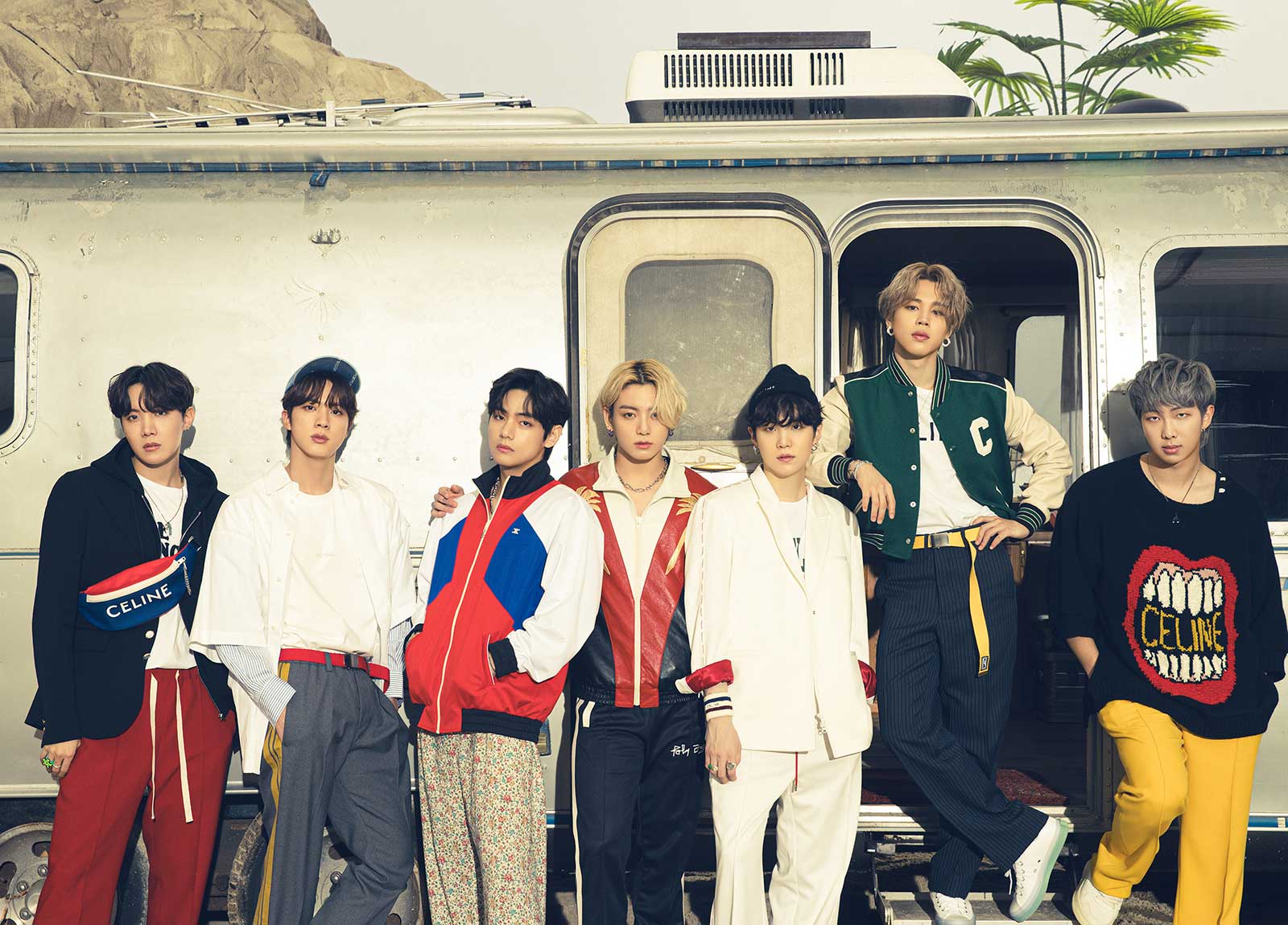 BTS、ベストアルバム「BTS, THE BEST」全7形態のジャケット写真＆新ビジュアルを公開