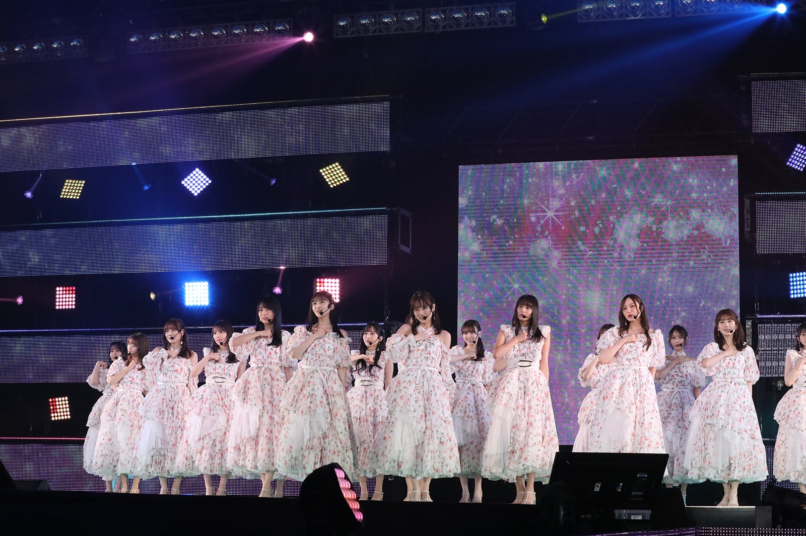 乃木坂46（C）Rakuten GirlsAward 2023 S／S