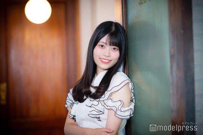 堤彩乃さん(C)モデルプレス