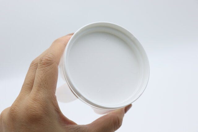 ダイソー　円柱型ディスプレイボックス（B）　デザイン