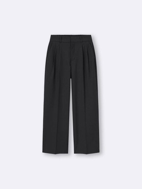 2025gu大人女性おすすめ黒タックワイドパンツ