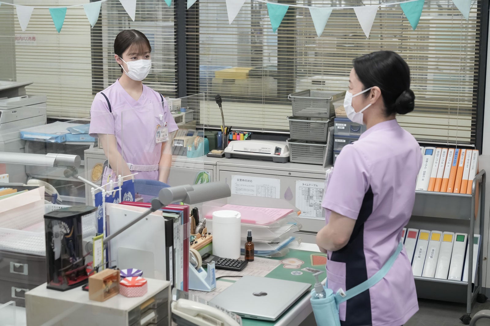 橋本環奈、濱田マリ「おむすび」第115話（C）NHK