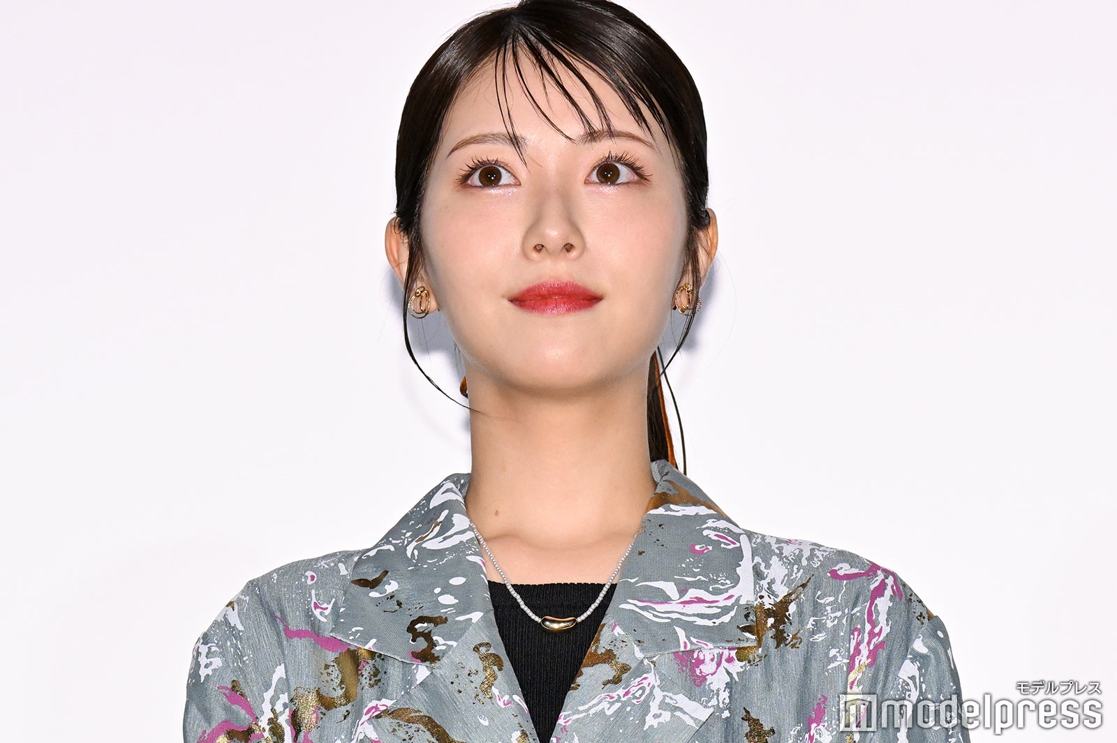 浜辺美波・赤楚衛二・山下美月ら、裏の顔暴露される「メンタルコントロール」「実はAIなんです」【六人の嘘つきな大学生】