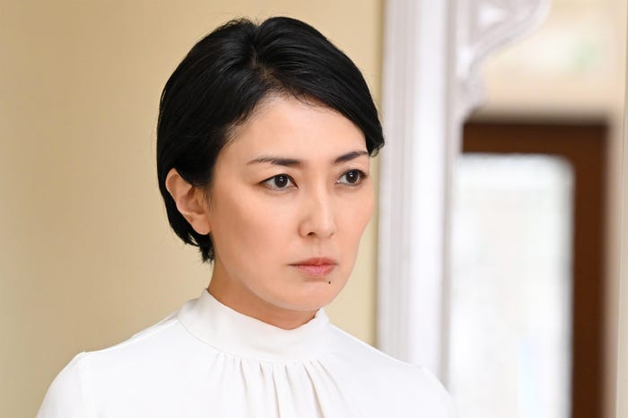 板谷由夏「ブラックファミリア~新堂家の復讐~」最終話より(C)読売テレビ