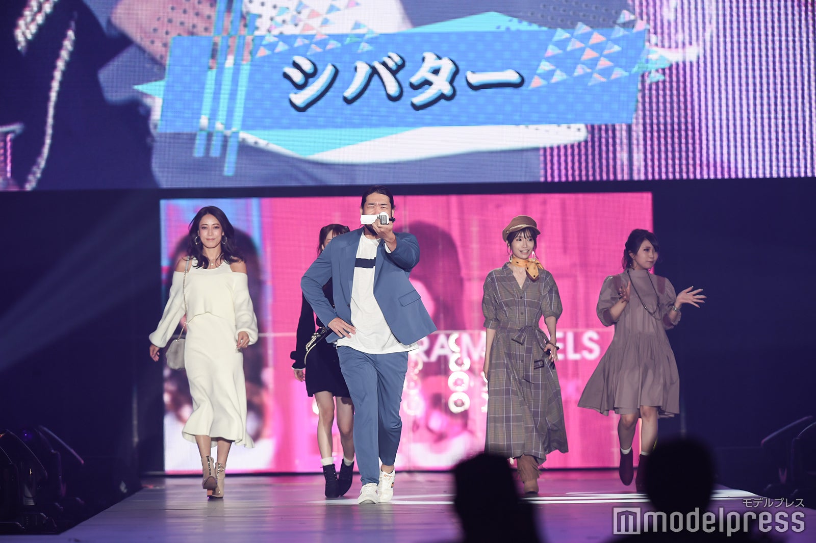 シバター（C）モデルプレス