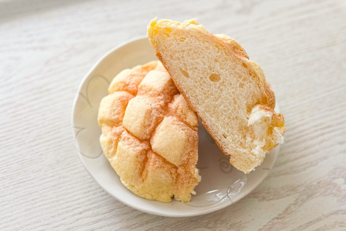 セブン「ふんわりメロンパン」