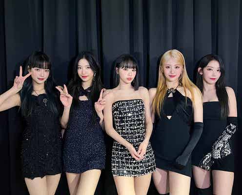 LE SSERAFIM、チェウォンが舞台上で髪バッサリ 驚きのパフォーマンスに反響殺到「鳥肌立った」「まさに圧巻」<SBS歌謡大祭典>