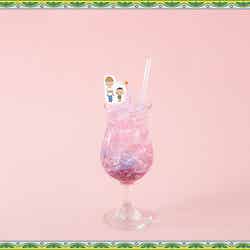 これは友情…?ドリンク税込890円(C)さくらももこ