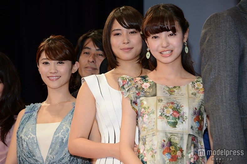 （左より）原幹恵、広瀬アリス、田辺桃子