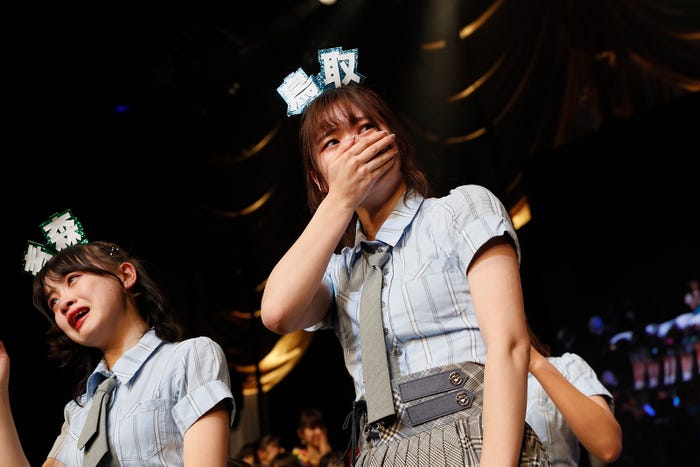 AKB48チーム8(写真提供:光文社)