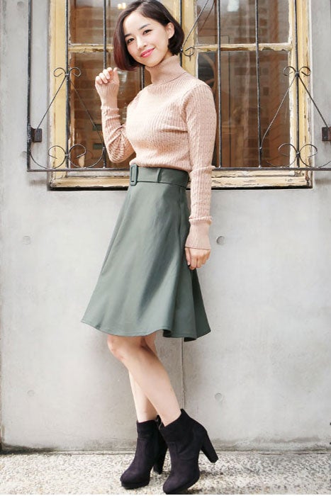 9cmチャンキーヒールミドル丈ブーツ「神戸レタス」3290円（税込）／画像提供：神戸レタス