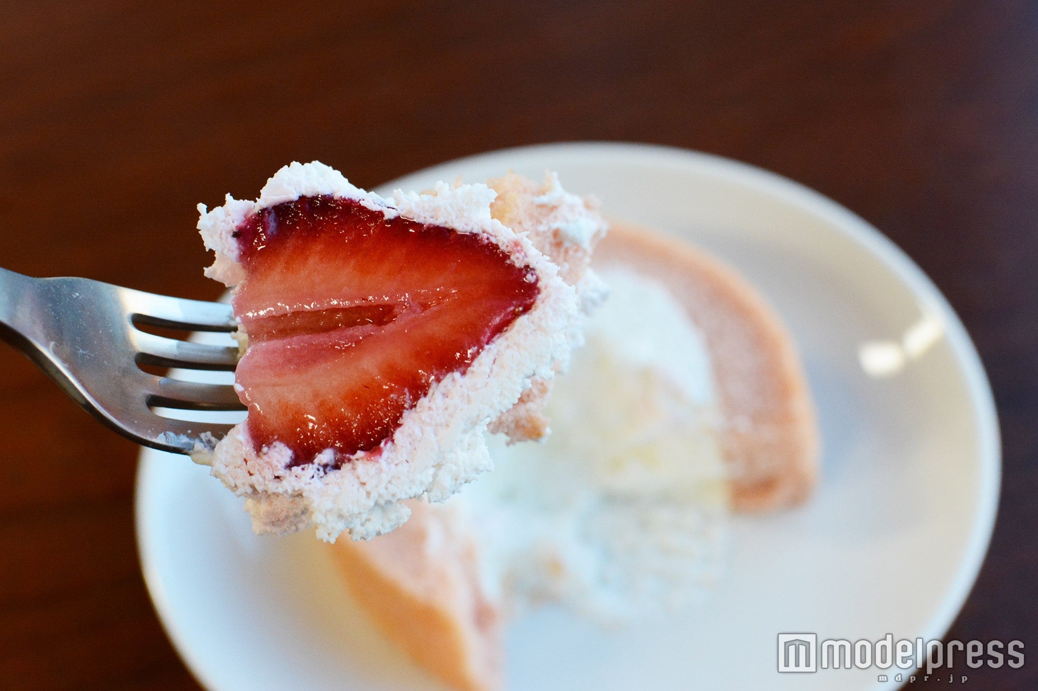 溢れるあまおうの果汁に感動（C）モデルプレス