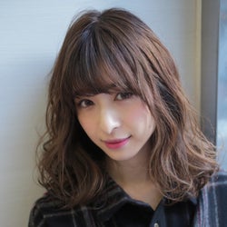 セミロング編 コテ ストレートアイロンを使った簡単巻き髪レッスン モデルプレス