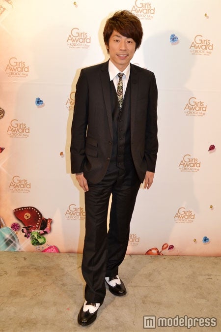 モデルプレスの独占インタビューに応じたロンドンブーツ1号2号・田村淳