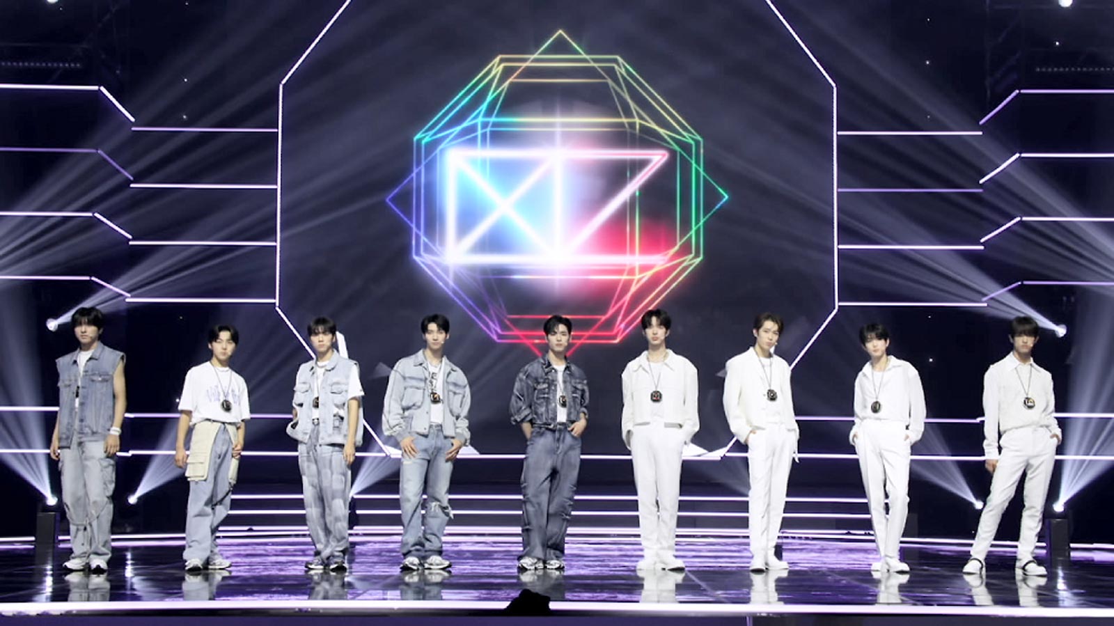 「Nizi Project Season 2」ファイナリスト9人（提供写真）