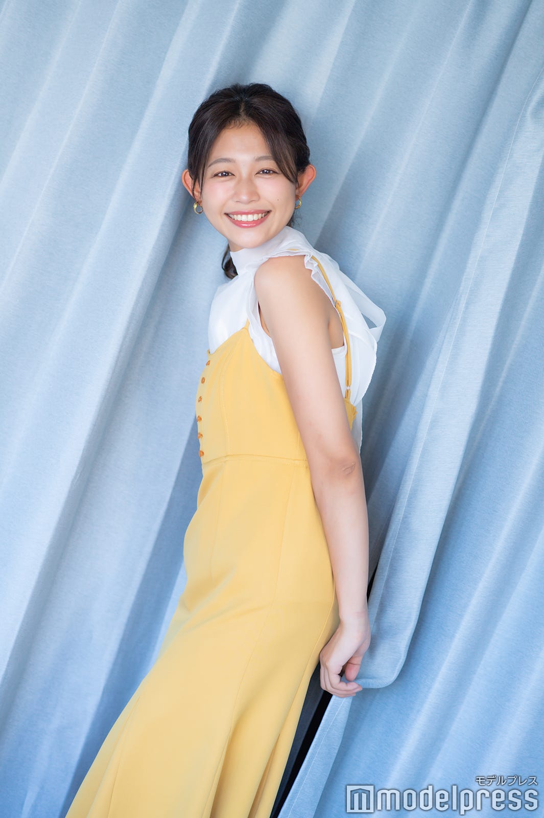 松崎涼佳アナ“5つの法則”ヘアメイク・ファッション・会話術…【フジテレビアナウンサー×モデルプレス連載】