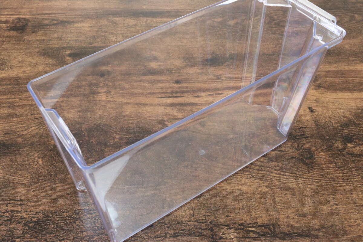 スタックができるクリア冷蔵庫収納ケース（27cm×10cm×13.5cm）