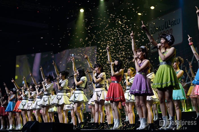 ステージの様子(C)AKS/(C)JKT48 Project