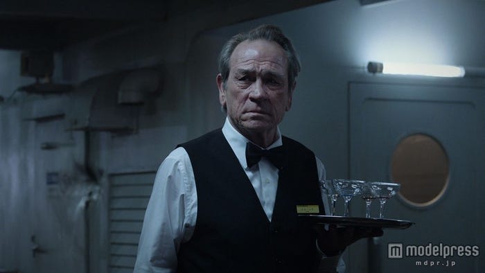 トミー・リー・ジョーンズ/新CM「黒ドレスの女」篇