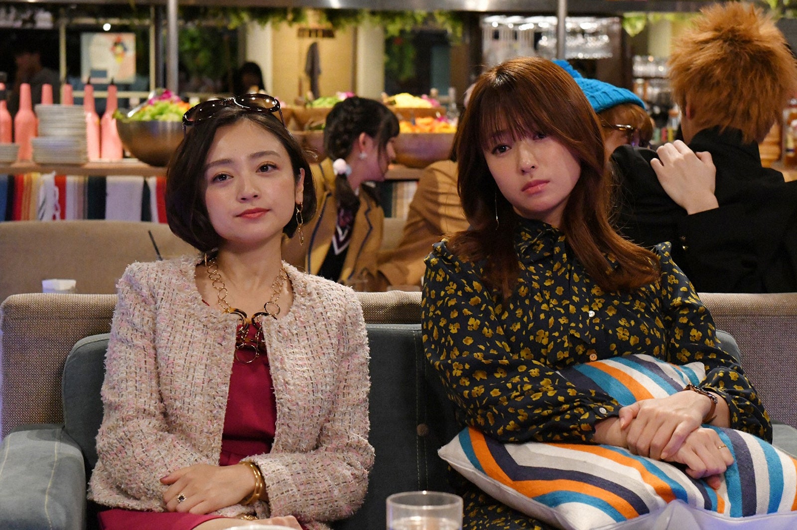 安達祐実、深田恭子／「初めて恋をした日に読む話」第2話より（C）TBS