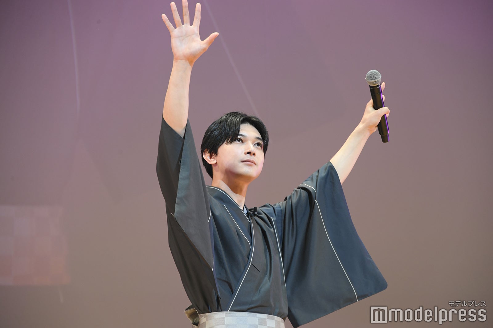 吉沢亮（C）モデルプレス