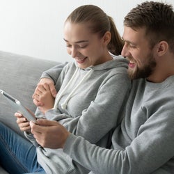 実はハードル低めかも?女性が思う「理想の旦那さん」の特徴とは
