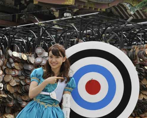 大島優子、爽やかミニドレスで日本横断 キュートな関西弁も披露