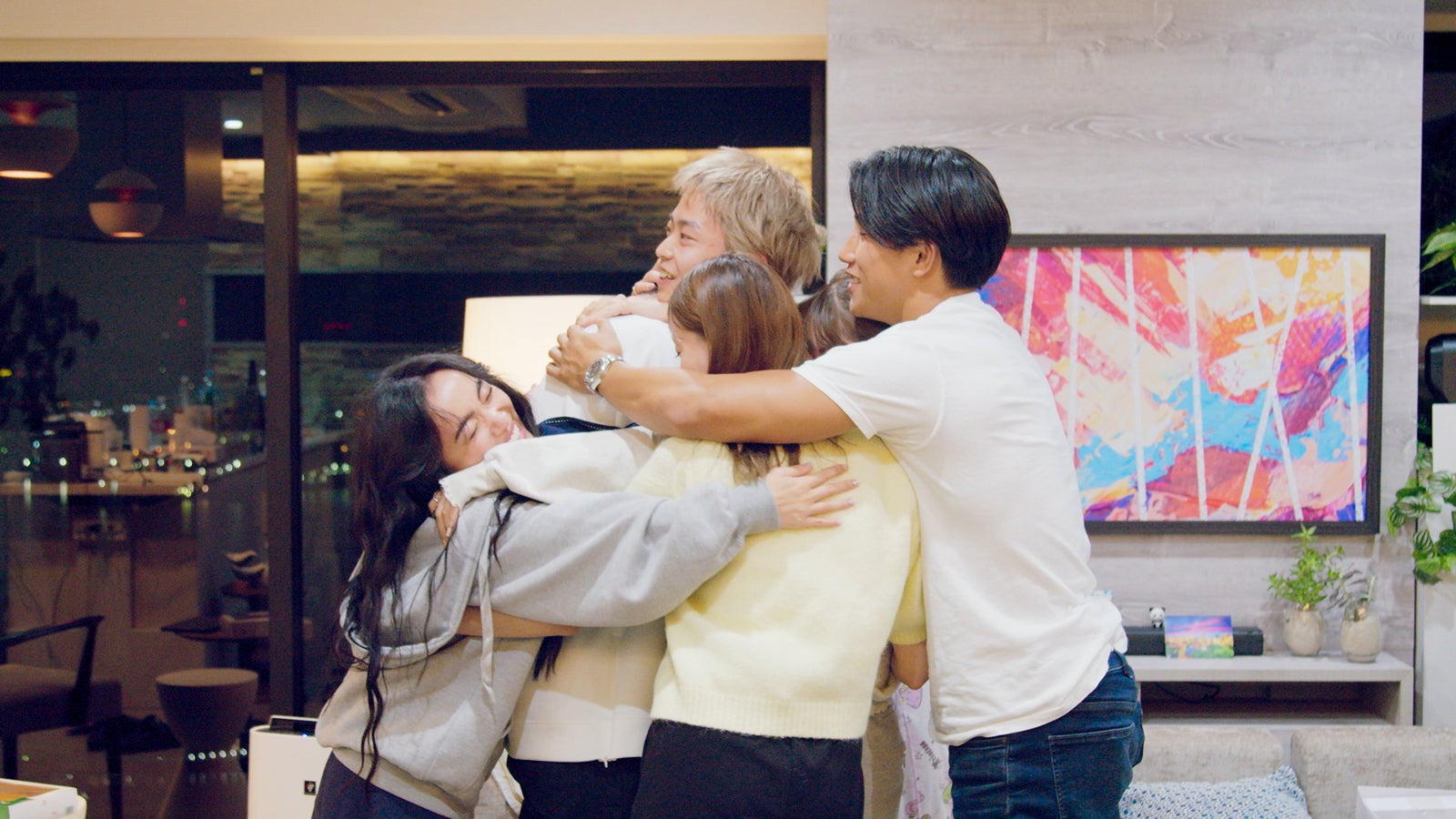 「ラブ トランジット」第4話（C）2023 Amazon Content Services, LLC or its Affiliates. All Rights Reserved.