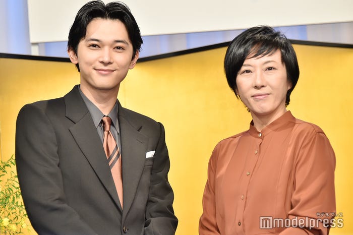 吉沢亮、大森美香(C)モデルプレス