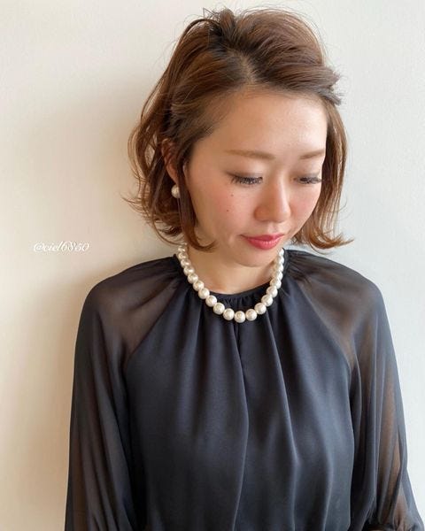 結婚式におすすめの小顔に見える前髪なしの髪型 好印象なお呼ばれヘアまとめ モデルプレス