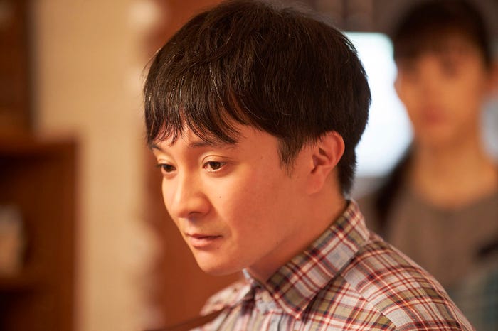 濱田岳(C)「じゃない方の彼女」製作委員会