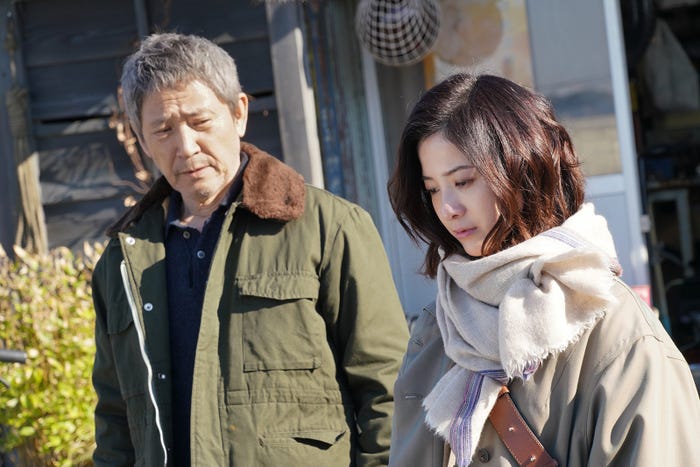 小林薫、吉高由里子(C)日本テレビ