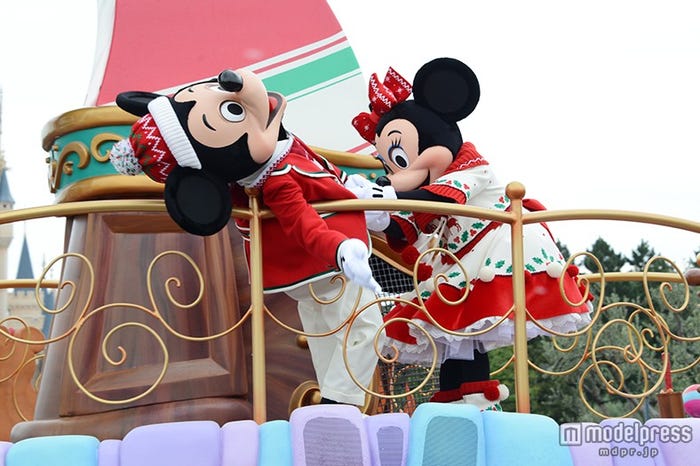 パレード「ディズニー・クリスマス・ストーリーズ」