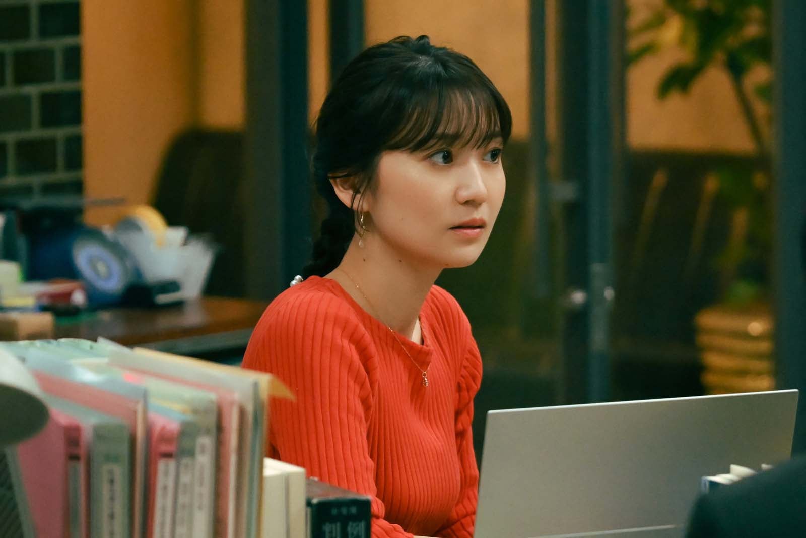 大島優子「アンチヒーロー」より（C）TBS