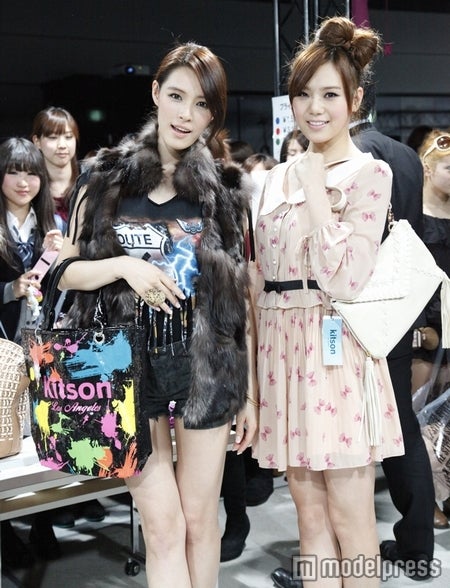 人気K-POPガールズ、益若つばさも来場！次世代セールイベント大盛況