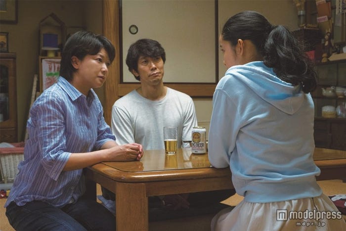 左から:夏川結衣、佐々木蔵之介、藤野涼子(C)2015 「ソロモンの偽証」製作委員会