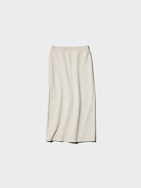 ユニクロのドライスウェットナローロングスカート