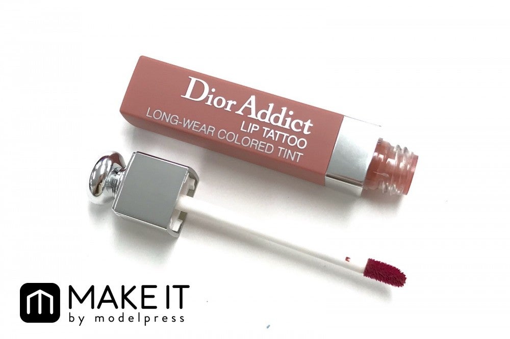 Dior／ディオール アディクト リップ ティント／321 ナチュラル ローズ／3,700円（税抜） (C)メイクイット