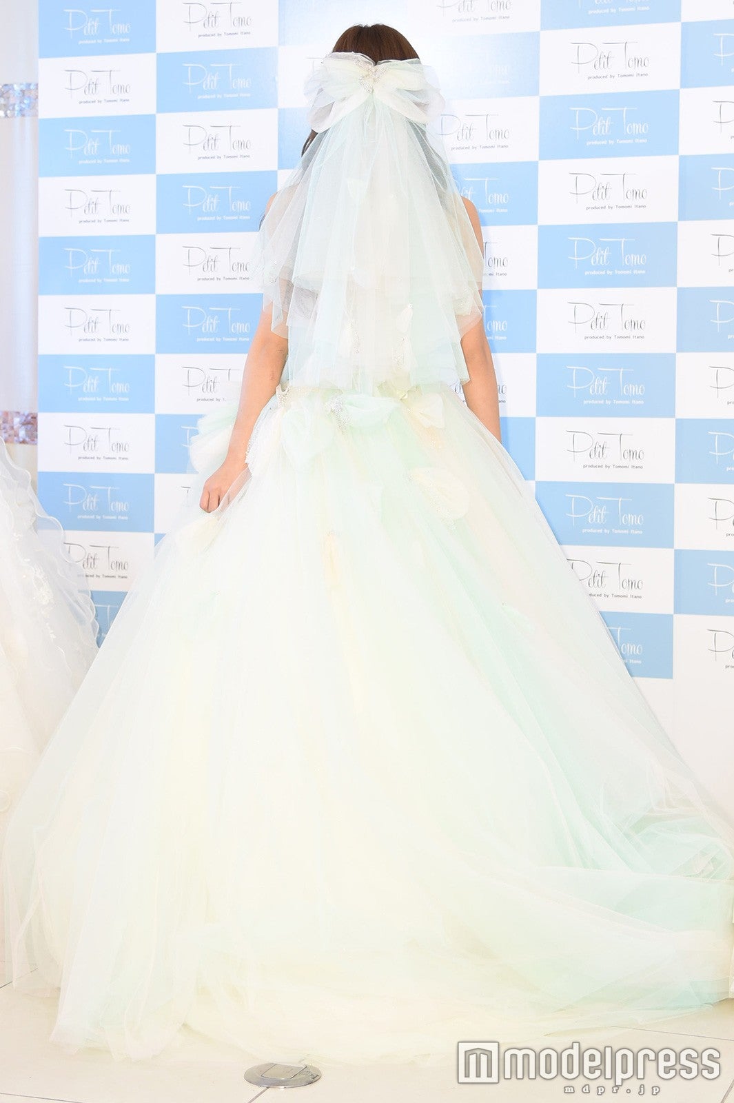 板野友美 現在の恋 結婚観を語る モデルプレス